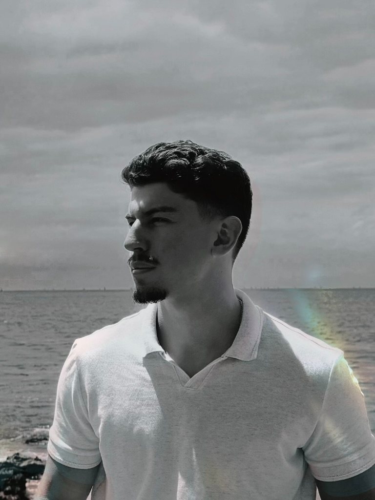 Gabriel Albuquerqüe, Brazilian neoclassical and cinematic composer